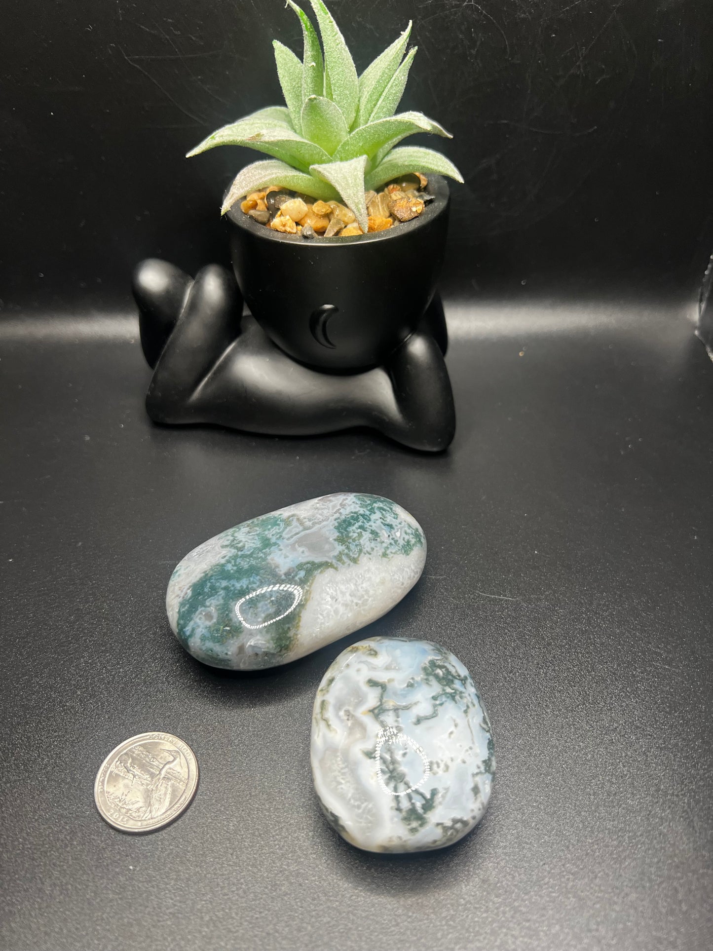 Moss Agate Palm Stones